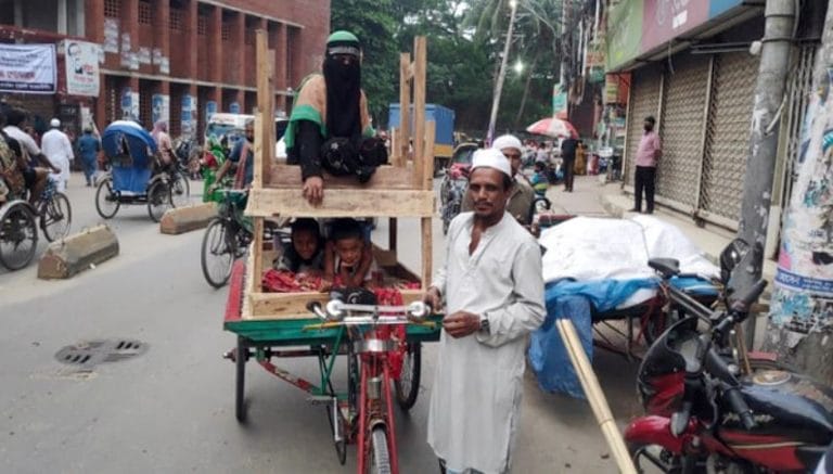 খরচের ধাক্কা সামলাতে না পেরে রাজধানী ছাড়ছেন অনেকেই !!