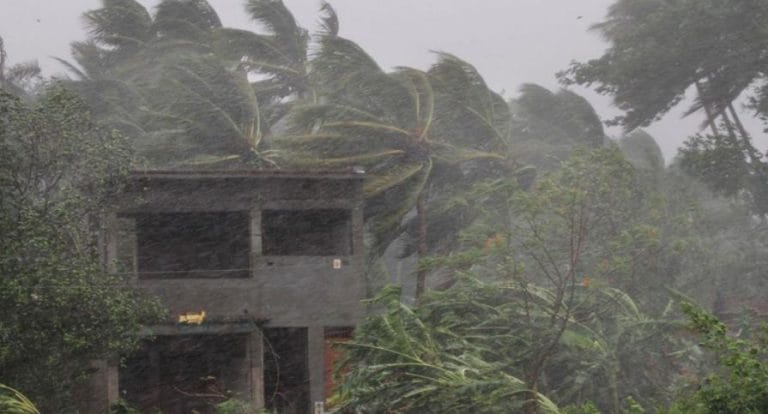 দেশের যে ১৩ অঞ্চলে ঝড়-বৃষ্টির পূর্বাভাস দিল আবহাওয়া অধিদফতর !!