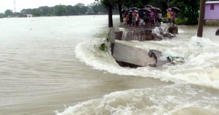 বিপৎসীমার ওপরে ৮ নদীর পানি, ভয়াবহ অবস্থা উত্তর ও মধ্যাঞ্চলে বন্যার অবনতি!