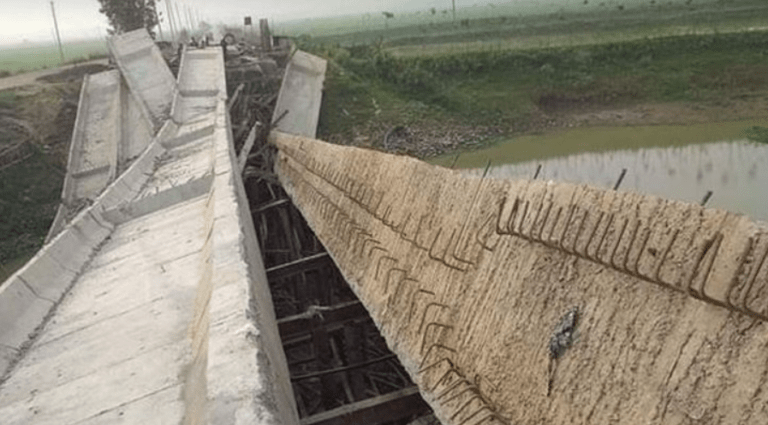 চালুর আগেই ধ’সে পড়ল ২০ কোটি টাকার ব্রিজ (ভিডিওসহ)