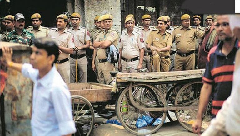 ১৩ হাজার ফোন পেয়ে নড়েনি দিল্লি পুলিশ , এখন লাশও আটকে রাখছে !!